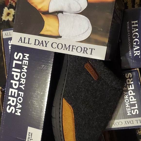 Haggar Men's Microsuede Trim Bumper Felt Clogs - CHARCOAL - Picture 3 of 4